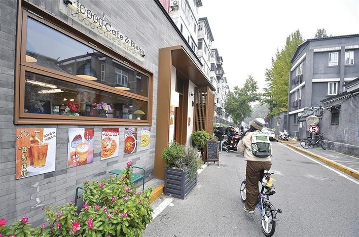 就业优先战略加力实施 社保领域改革持续深化