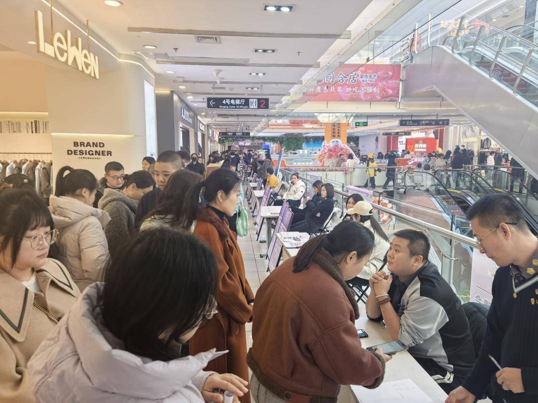 黑龙江哈尔滨：香坊区“一码通+就业驿站”双线发力 将岗位送到家门口