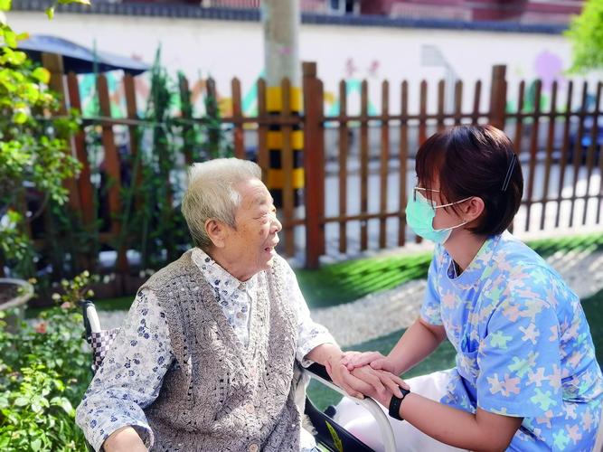 养老服务师：为老人照护需求“精准画像”